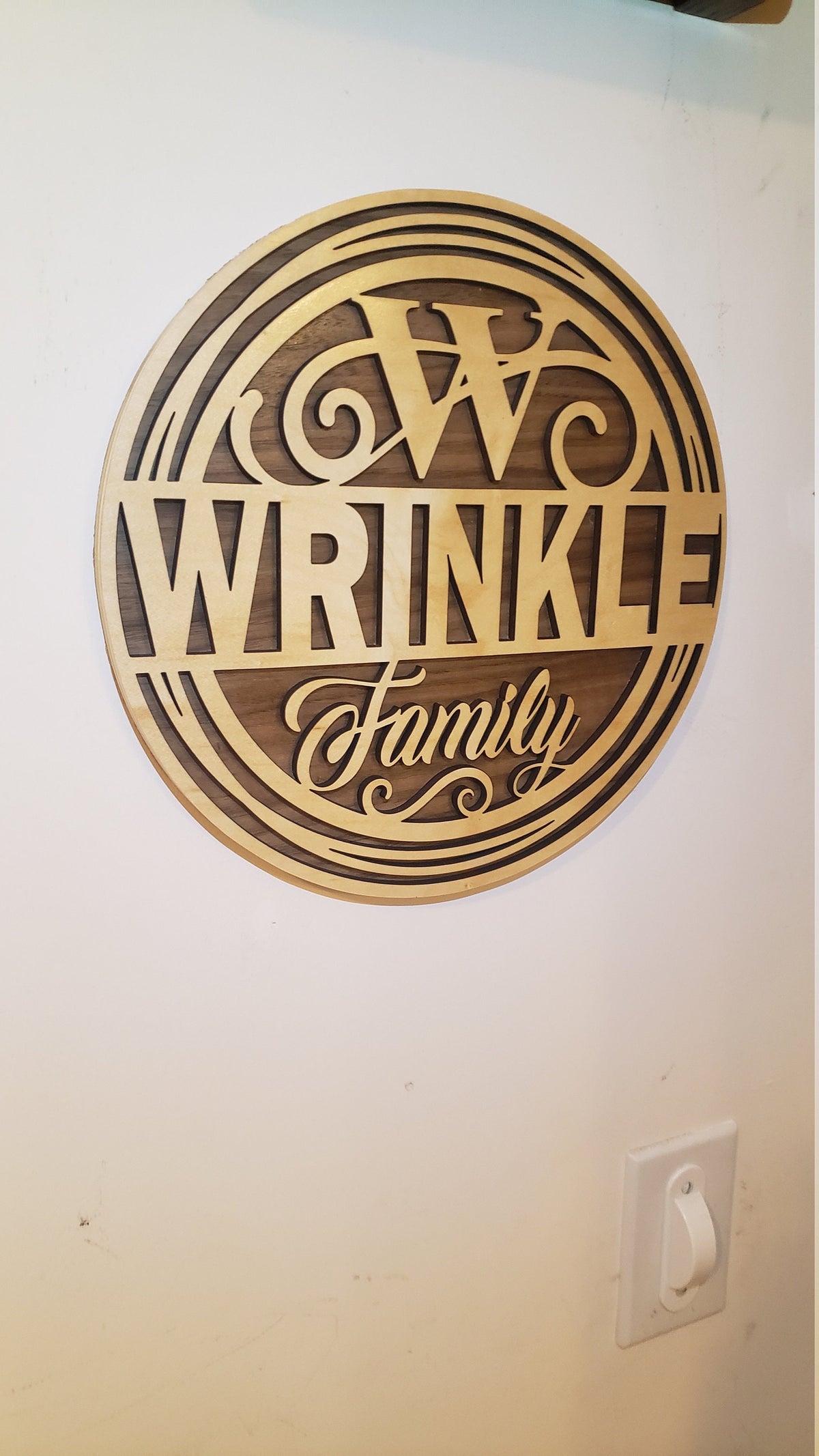 11" Round Family Monogram