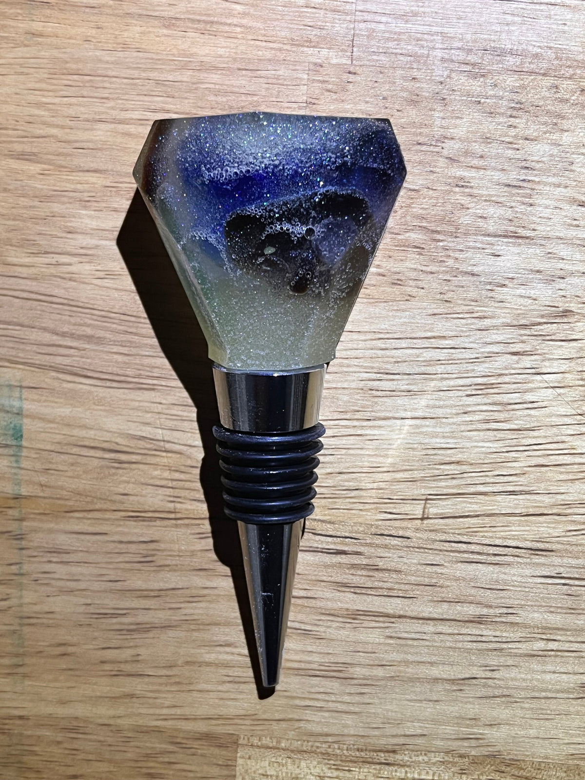 Handcrafted Bottle Stopper – Polished Stones in Epoxy